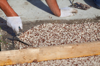 Kamenný koberec: Ako ho využiť v záhrade?